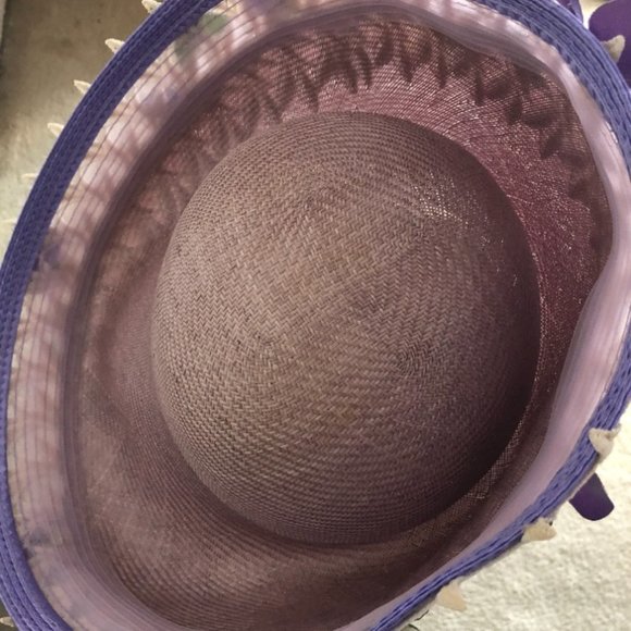 Ladies Purple With Flower Trim - Picture 2 of 3